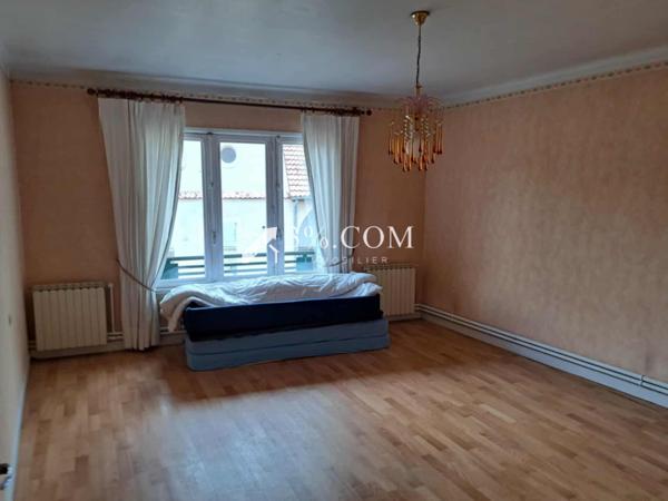 Maison de village 4 pièce(s) 3 chambre(s) 130 m²