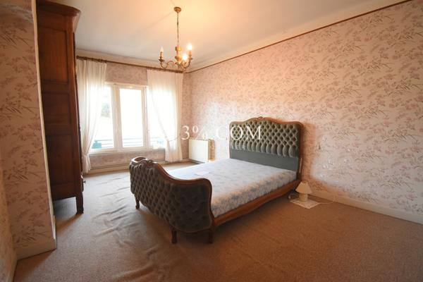 Maison de village 4 pièce(s) 3 chambre(s) 130 m²