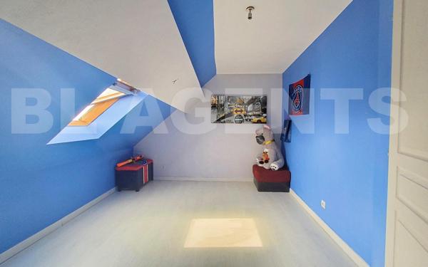 *Charmante Maison Familiale à Mouroux – Proche Commerces, Écoles et Transports*