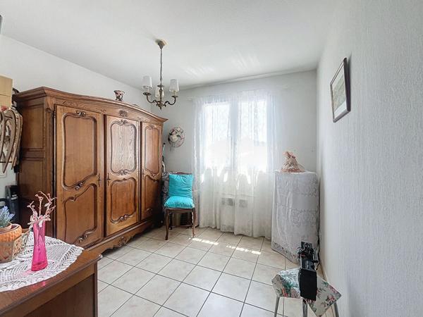 La  Seyne sur Mer Viager occupe sur une tete Appartement  Type 3  de 61 m2