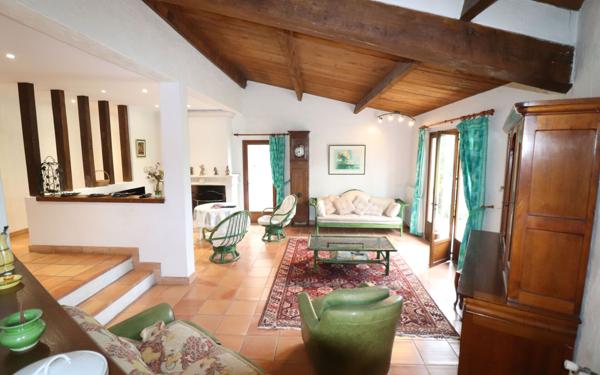 Maison à vendre    4 pièces •  Blausasc