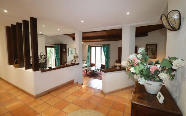 Maison à vendre    4 pièces •  Blausasc