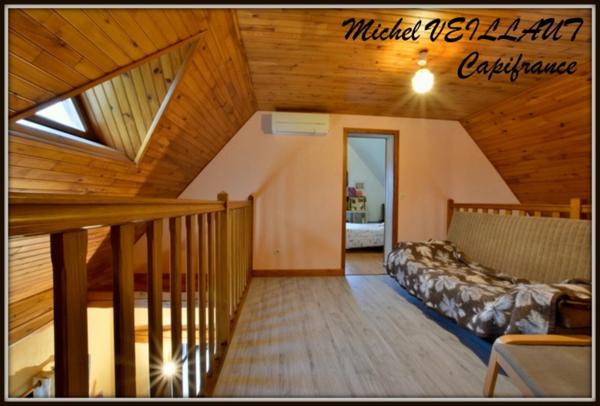 Dpt Allier (03), à vendre TREVOL maison P9 de 193 m² - Terrain de 2 505,00 m²