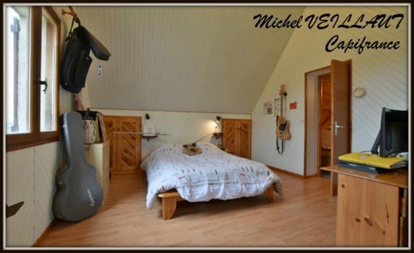 Dpt Allier (03), à vendre TREVOL maison P9 de 193 m² - Terrain de 2 505,00 m²