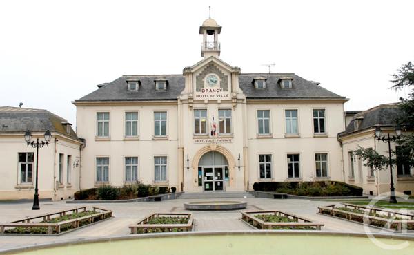 Immeuble à vendre  125 m2 DRANCY - 93