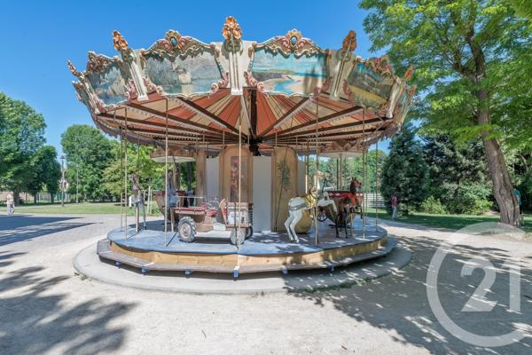 Immeuble à vendre  125 m2 DRANCY - 93