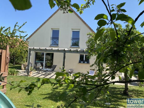 Maison
                                                                                                                                                                                                                                                                                                                        10 pièce(s)                                                                                                                                                                                                          8 chambre(s)                                                                                                                                                                                                          219  m²