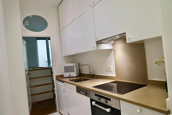 Appartement Paris 7e - SAINT-THOMASD'AQUIN