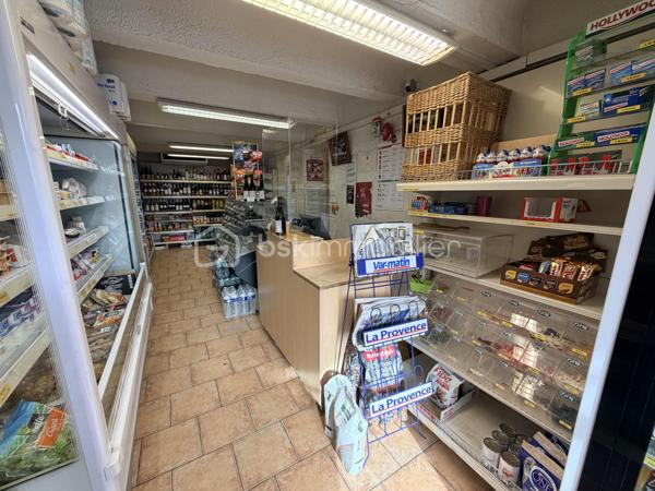 Immeuble de 75 m²