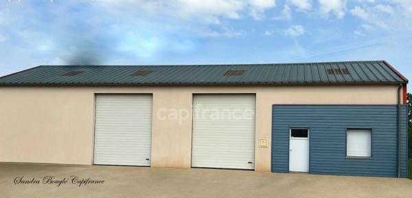 Local/bureau 440m2 à vendre AZE (53)