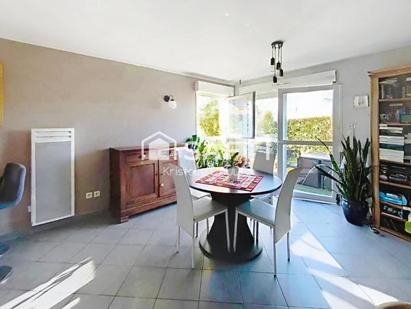 Maison T4, jardin, garage, proximité immédiate des commerces