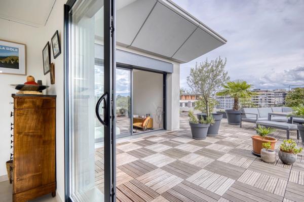 Appartement à vendre 5 pièces SAINT GENIS POUILLY (01)