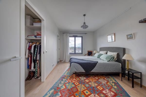 Appartement à vendre 5 pièces SAINT GENIS POUILLY (01)