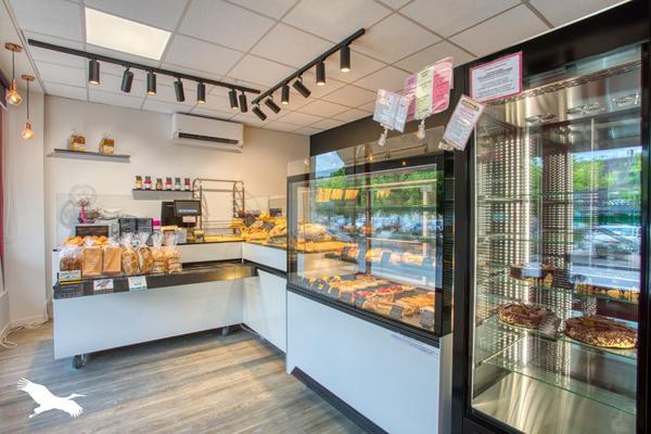 Immeuble à vendre |  Le Lardin-Saint-Lazare |  417 m²