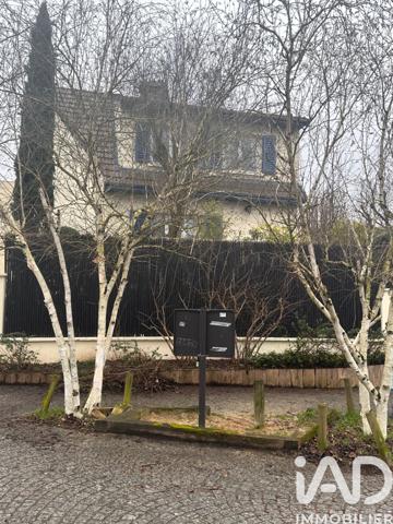 Maison à vendre 6 pièces 124 m² Rueil-Malmaison