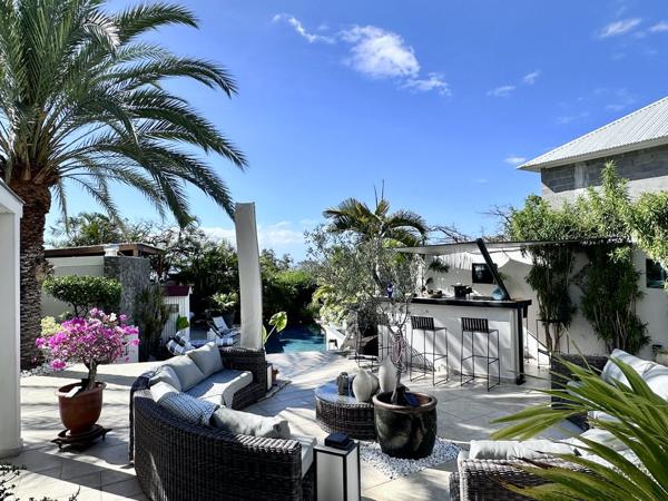 VILLA D'EXCEPTION SUR LES HAUTEURS DE ST PAUL