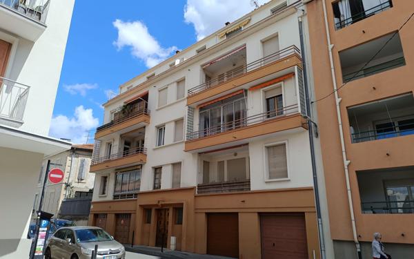 Appartement à vendre    4 pièces • 74,48 m2 Nîmes
