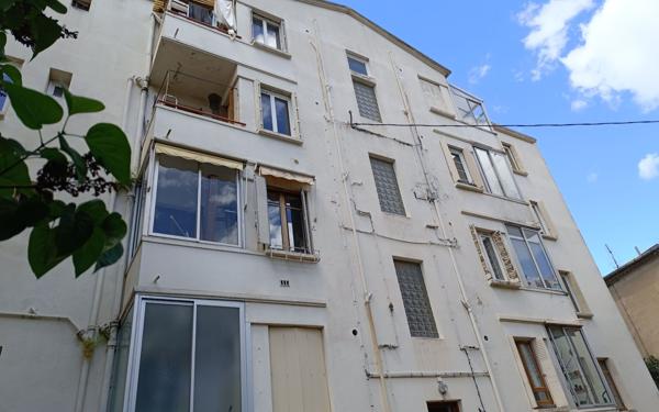 Appartement à vendre    4 pièces • 74,48 m2 Nîmes