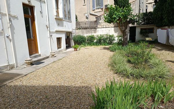 Appartement à vendre    4 pièces • 74,48 m2 Nîmes