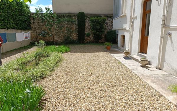 Appartement à vendre    4 pièces • 74,48 m2 Nîmes