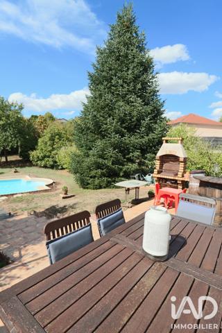Maison à vendre 5 pièces 104 m² Saint-Yorre