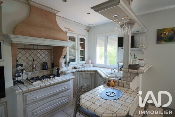 Maison à vendre 5 pièces 104 m² Saint-Yorre