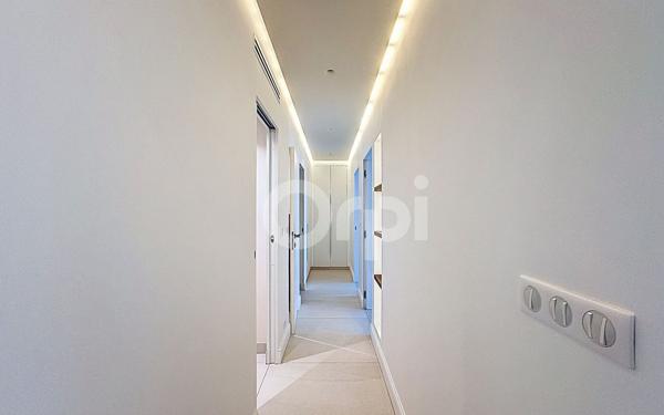 Appartement à vendre    5 pièces • 141,80 m2 Nogent-sur-Marne