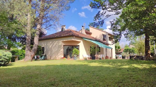 Maison 165 m², 4 chambres avec grand jardin