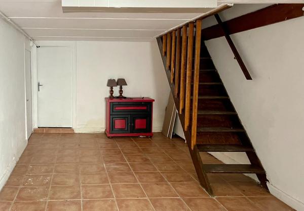 SANCOINS maison 4 chambres, terrain, annexes