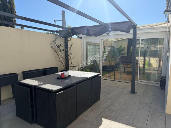 Maison à vendre SAINT FLORENT LE VIEIL Centre, jardin, garage et 2 logements indépendants