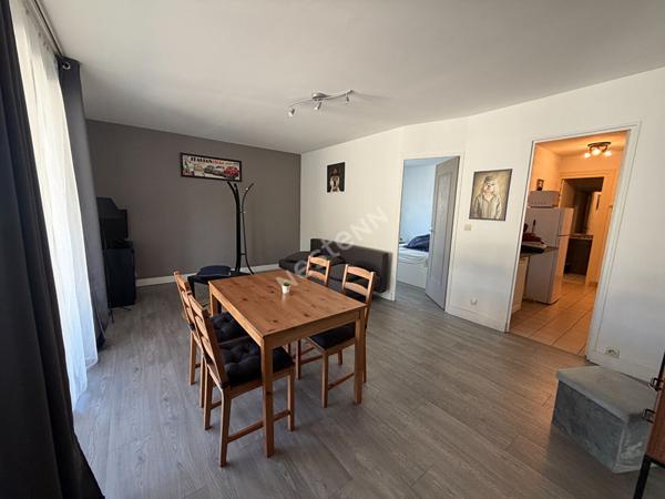 Maison à vendre SAINT FLORENT LE VIEIL Centre, jardin, garage et 2 logements indépendants