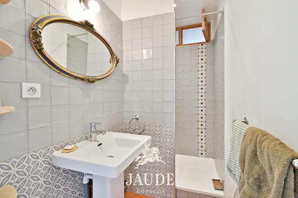 Duplex de caractère 236 m² – Dernier étage – Calme et écrin de verdure à 2 pas de Jaude à Chamalières Détails des diagnostics énergétiques
