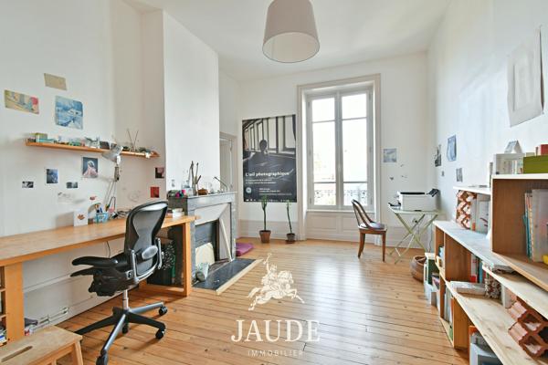 Duplex de caractère 236 m² – Dernier étage – Calme et écrin de verdure à 2 pas de Jaude à Chamalières Détails des diagnostics énergétiques