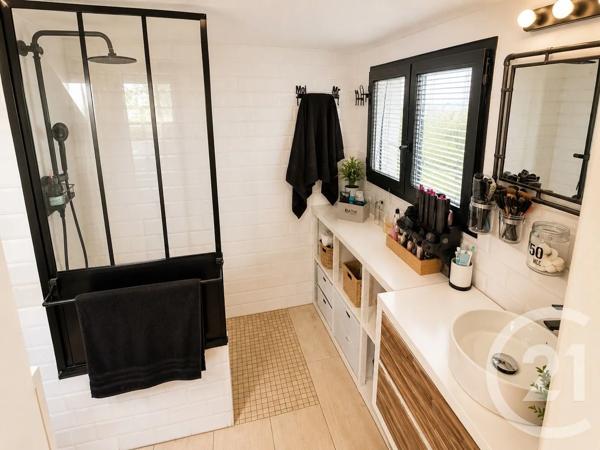 Maison à vendre  3 pièces - 36 m 2   COGOLIN  - 83
