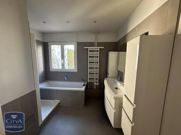 Appartement à louer 3 pièces 70.05m²