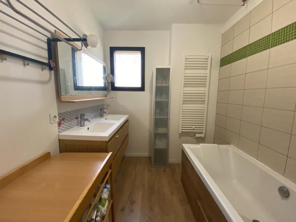 Maison 5 pièces - 85 m²