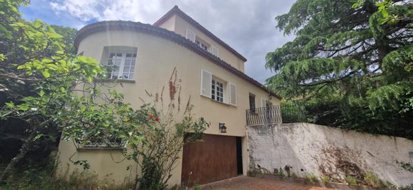 Maison d’architecte à rénover