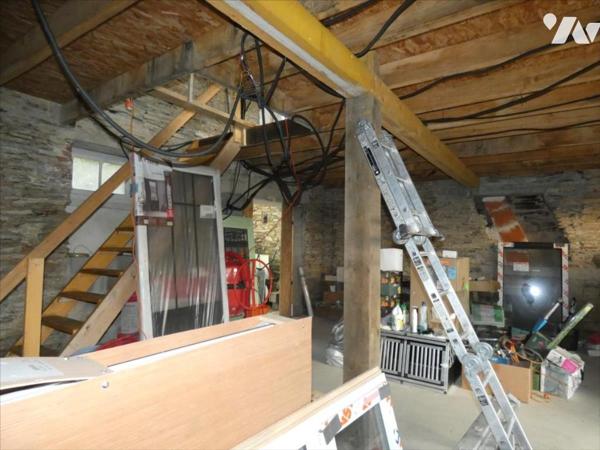 LOQUEFFRET- Maison à finir de rénover, au bourg