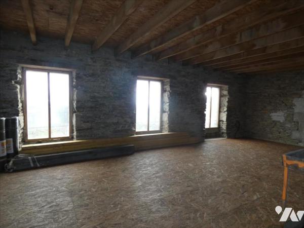 LOQUEFFRET- Maison à finir de rénover, au bourg