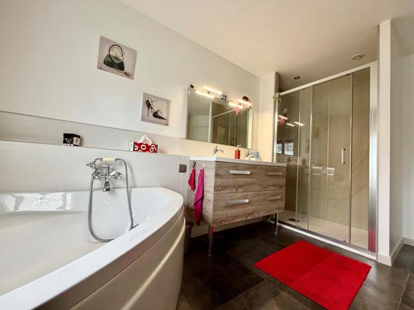 Maison de plain pied 3 chambres /