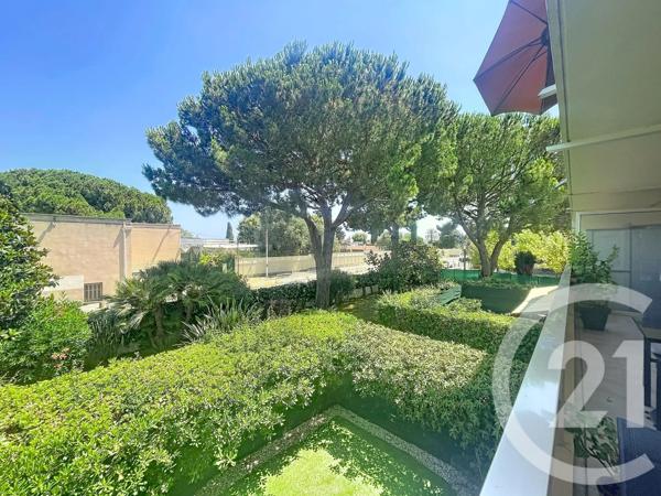 Appartement F2 à vendre  2 pièces - 51 m 2   ANTIBES  - 06