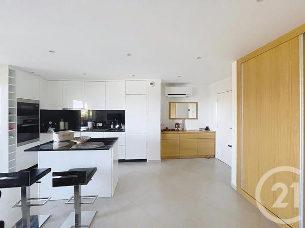 Appartement F2 à vendre  2 pièces - 51 m 2   ANTIBES  - 06