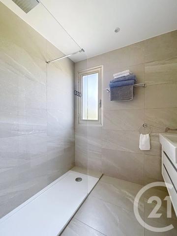 Appartement F2 à vendre  2 pièces - 51 m 2   ANTIBES  - 06