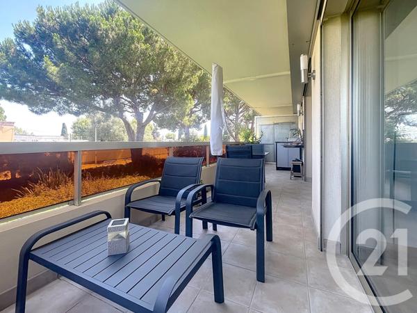 Appartement F2 à vendre  2 pièces - 51 m 2   ANTIBES  - 06