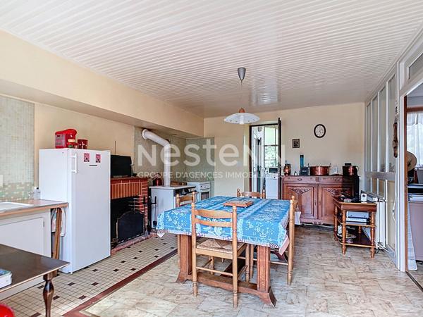 Maison d'habitation et deux granges à vendre à Saint Aulaire - 3 chambres - 1 sde - Deux puits