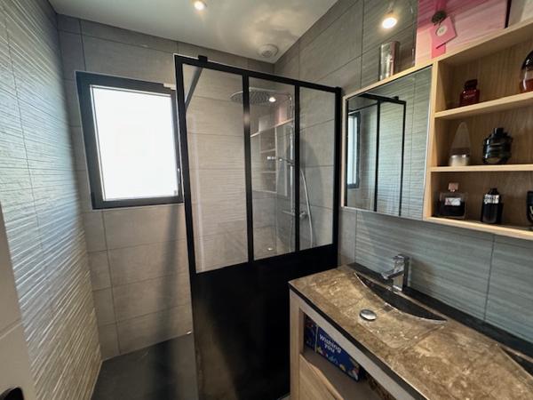 Saint-Xandre (17138) MAISON DE 4 CHAMBRES PISCINE