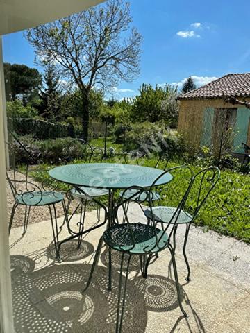 Beau t2 meublé avec jardin en rdc !