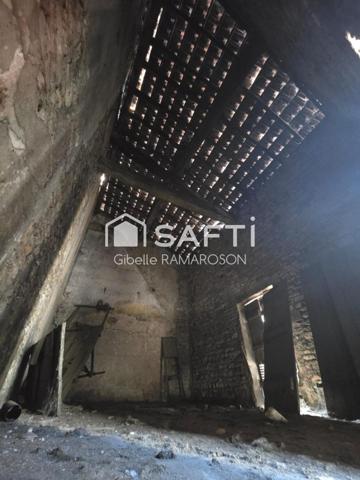 Tournus – Garage avec grenier aménageable – 52 m²