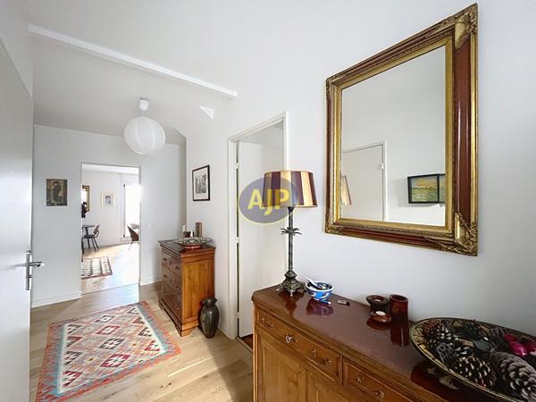 Maison à vendre Bordeaux - 4 pièces, 100m² avec 3 chambre(s) à 620 000€ - AJP Immobilier Bordeaux Nansouty