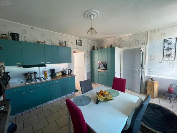 Maison à vendre à Le Ribay en Mayenne (53640), ref : 566